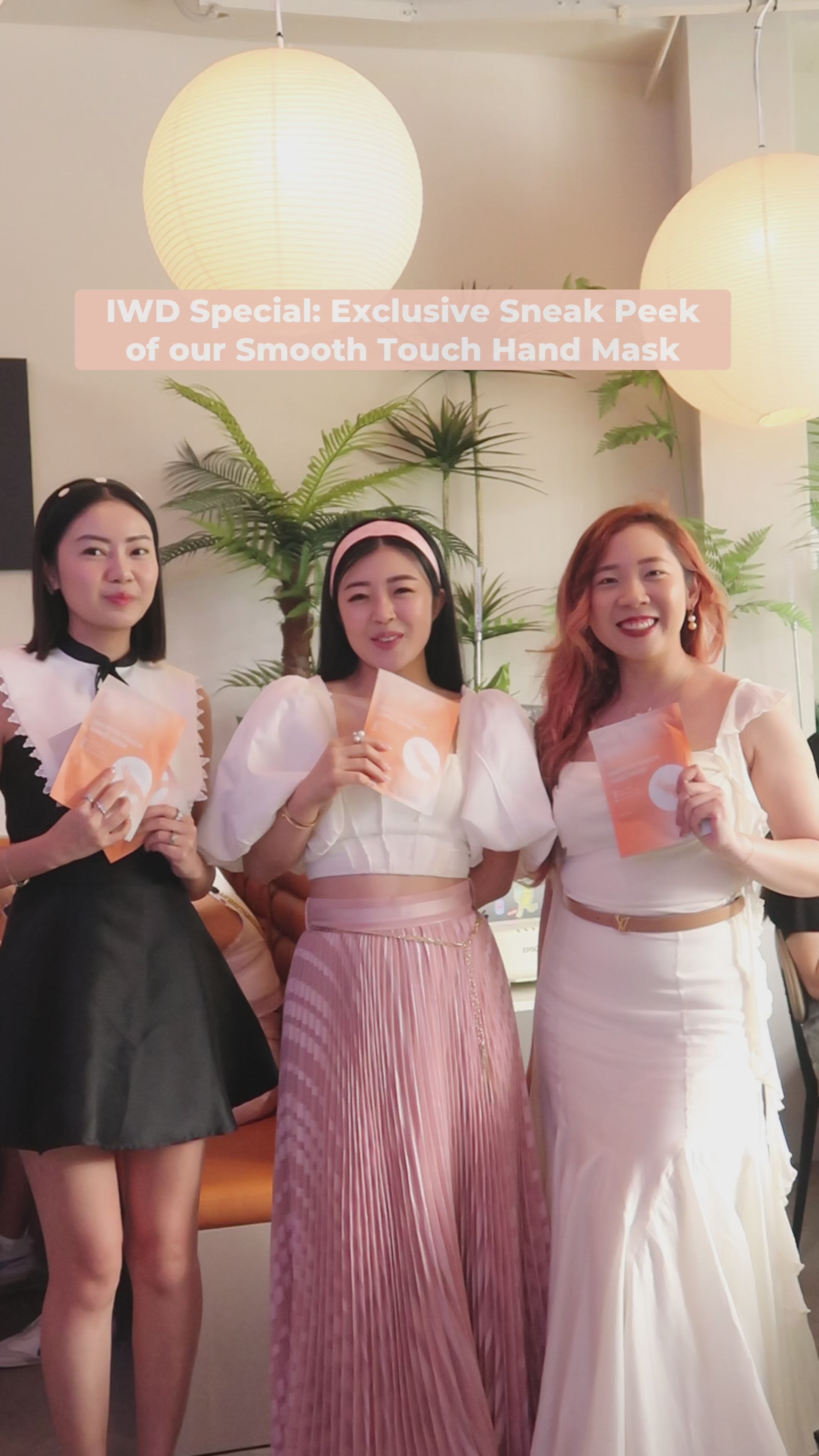Smooth Touch Hand Mask